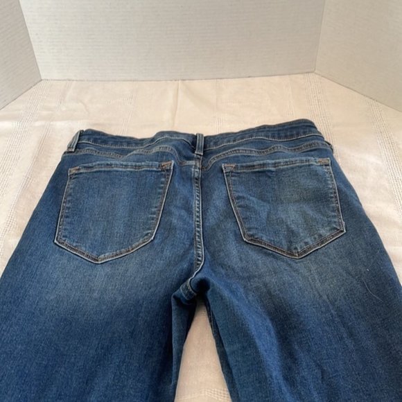 Old Navy Rock Star Super Skinny Jeans Medium Wash Distressed Look 27” i… - Picture 4 of 8